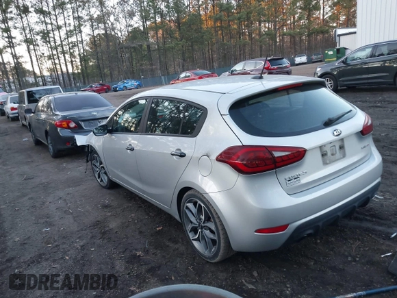 ✅ 2016 Kia Forte SX • VIN: KNAFZ5A34G5631804 • Lot: 44000699. Wystawiony na IAAI z przebiegiem 45 615 mil. Bezpłatny archiwum sprzedaży aukcyjnych z USA i szczegółowy raport historii pojazdu na DreamBid. Zdjęcie 3.