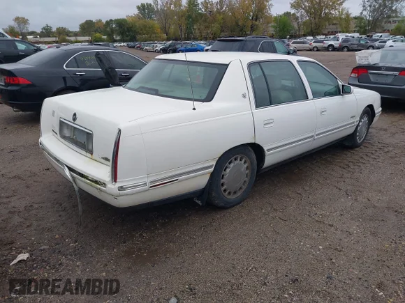 ✅ 1999 Cadillac DeVille • VIN: 1G6KD54Y0XU764611 • Lot: 43445756. Wystawiony na IAAI z przebiegiem 183 064 mil. Bezpłatny archiwum sprzedaży aukcyjnych z USA i szczegółowy raport historii pojazdu na DreamBid. Zdjęcie 4.