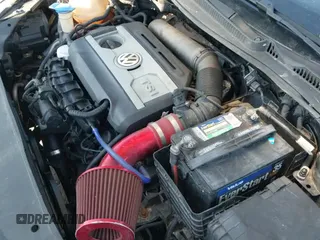 ✅ 2011 Volkswagen Golf GTI w/Sunroof • VIN: WVWEV7AJ4BW052674 • Lot: 43806413. Wystawiony na IAAI z przebiegiem 116 197 mil. Bezpłatny archiwum sprzedaży aukcyjnych z USA i szczegółowy raport historii pojazdu na DreamBid. Zdjęcie 13.