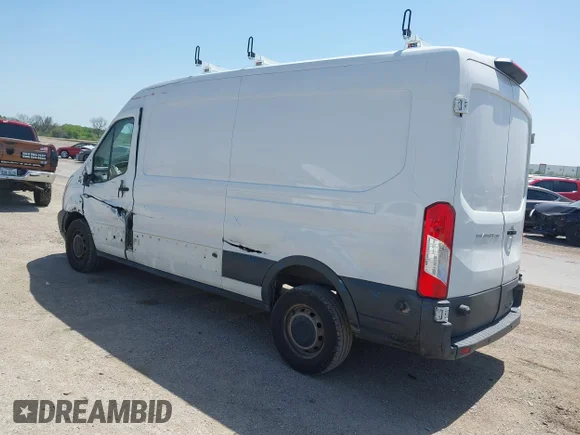 ✅ 2018 Ford Transit • VIN: 1FTYR2CM7JKA34896 • Лот: 42005609. Опубліковано раніше на IAAI з пробігом 213 420 миль. Безкоштовний доступ до архіву аукціонних продажів зі США та докладний звіт про історію автомобіля на DreamBid. Зображення 3.