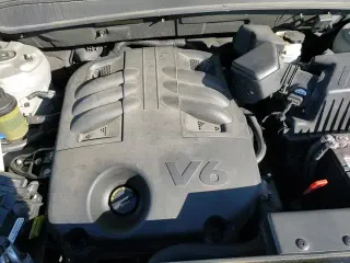 ✅ 2009 Hyundai Santa Fe Limited • VIN: 5NMSH13E59H310205 • Lot: 85717334. Listed on Copart with 114,922 mi. Free auction sales archive from the USA and detailed vehicle history report at DreamBid. Image 14.