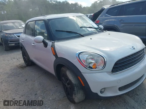 ✅ 2012 MINI Countryman • VIN: WMWZB3C52CWM30881 • Lot: 45114037. Wystawiony na IAAI z przebiegiem 96 412 mil. Bezpłatny archiwum sprzedaży aukcyjnych z USA i szczegółowy raport historii pojazdu na DreamBid. Zdjęcie 1.
