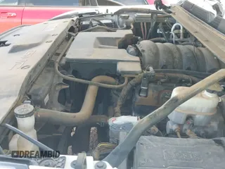 ✅ 2019 GMC Yukon XL SLT • VIN: 1GKS2GKC1KR364000 • Lot: 42230183. Wystawiony na IAAI z przebiegiem 131 556 mil. Bezpłatny archiwum sprzedaży aukcyjnych z USA i szczegółowy raport historii pojazdu na DreamBid. Zdjęcie 19.