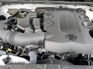 ✅ 2024 Toyota 4Runner TRD Off Road • VIN: JTERU5JR9R6300714 • Лот: 87097795. Опубликован ранее на Copart с пробегом 8 034 миль. Бесплатный доступ к архиву аукционных продаж из США и подробный отчёт об истории автомобиля на DreamBid. Изображение 14.