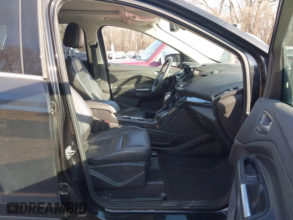 ✅ 2014 Ford Escape Titanium • VIN: 1FMCU9JX8EUE52078 • Lot: 44388042. Wystawiony na IAAI z przebiegiem 113 285 mil. Bezpłatny archiwum sprzedaży aukcyjnych z USA i szczegółowy raport historii pojazdu na DreamBid. Zdjęcie 5.