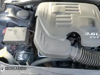 ✅ 2017 Dodge Charger SE • VIN: 2C3CDXBGXHH517483 • Lot: 87193315. Listed on Copart with 137,941 mi. Free auction sales archive from the USA and detailed vehicle history report at DreamBid. Image 13.