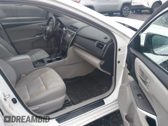 ✅ 2015 Toyota Camry LE • VIN: 4T4BF1FK2FR510407 • Lot: 43797271. Wystawiony na IAAI z przebiegiem 115 937 mil. Bezpłatny archiwum sprzedaży aukcyjnych z USA i szczegółowy raport historii pojazdu na DreamBid. Zdjęcie 5.