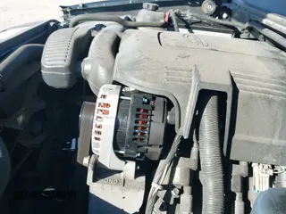 ✅ 2013 GMC Yukon SLE • VIN: 1GKS1AE02DR184982 • Lot: 40993201. Listed on IAAI with 211,987 mi. Free auction sales archive from the USA and detailed vehicle history report at DreamBid. Image 20.