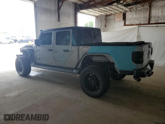 ✅ 2020 Jeep Gladiator Sport S • VIN: 1C6HJTAG1LL139965 • Lot: 67707715. Wystawiony na Copart z przebiegiem 75 930 mil. Bezpłatny archiwum sprzedaży aukcyjnych z USA i szczegółowy raport historii pojazdu na DreamBid. Zdjęcie 2.