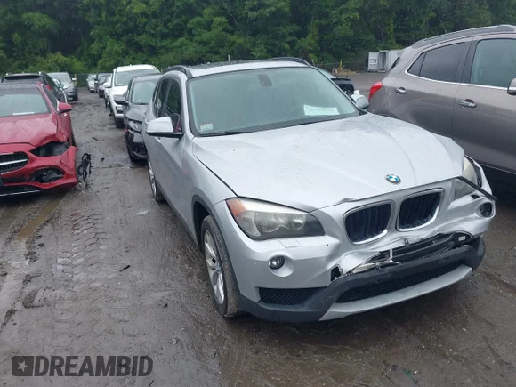 ✅ 2014 BMW X1 xDrive28i • VIN: WBAVL1C59EVY16447 • Лот: 45554040. Опубліковано раніше на IAAI з пробігом 138 678 миль. Безкоштовний доступ до архіву аукціонних продажів зі США та докладний звіт про історію автомобіля на DreamBid. Зображення 1.