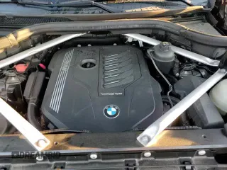 ✅ 2019 BMW X5 xDrive40i • VIN: 5UXCR6C57KLL12944 • Lot: 91248565. Wystawiony na Copart z przebiegiem 116 821 mil. Bezpłatny archiwum sprzedaży aukcyjnych z USA i szczegółowy raport historii pojazdu na DreamBid. Zdjęcie 14.