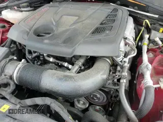 ✅ 2019 Alfa Romeo Giulia • VIN: ZARFANAN7K7608290 • Lot: 68932355. Wystawiony na Copart z przebiegiem 27 792 mil. Bezpłatny archiwum sprzedaży aukcyjnych z USA i szczegółowy raport historii pojazdu na DreamBid. Zdjęcie 13.