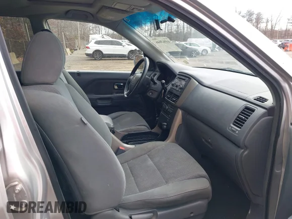 ✅ 2008 Honda Pilot SE • VIN: 5FNYF18358B005827 • Lot: 44063846. Wystawiony na IAAI z przebiegiem 215 293 mil. Bezpłatny archiwum sprzedaży aukcyjnych z USA i szczegółowy raport historii pojazdu na DreamBid. Zdjęcie 5.