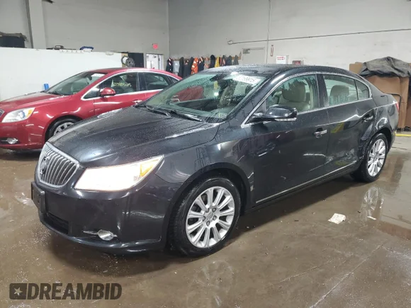 ✅ 2013 Buick LaCrosse Premium 1 • VIN: 1G4GF5E35DF303576 • Лот: 52199915. Опубликован ранее на Copart с пробегом 214 540 миль. Бесплатный доступ к архиву аукционных продаж из США и подробный отчёт об истории автомобиля на DreamBid. Изображение 1.