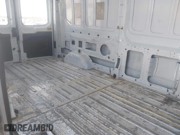 ✅ 2018 Ford Transit • VIN: 1FTBW2XM9JKB06500 • Lot: 45180206. Listed on IAAI with 41,177 mi. Free auction sales archive from the USA and detailed vehicle history report at DreamBid. Image 8.
