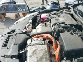 ✅ 2017 Toyota Camry Hybrid LE • VIN: 4T1BD1FK3HU220261 • Lot: 43656635. Wystawiony na IAAI z przebiegiem 156 607 mil. Bezpłatny archiwum sprzedaży aukcyjnych z USA i szczegółowy raport historii pojazdu na DreamBid. Zdjęcie 20.