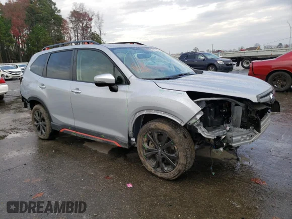 ✅ 2021 Subaru Forester Special Sports • VIN: JF2SKARC1MH444499 • Lot: 69179972. Wystawiony na Copart z przebiegiem 44 255 mil. Bezpłatny archiwum sprzedaży aukcyjnych z USA i szczegółowy raport historii pojazdu na DreamBid. Zdjęcie 4.