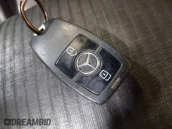 ✅ 2019 Mercedes-Benz Sprinter Cargo • VIN: WD3PF0CD7KP087783 • Лот: 44426201. Опубликован ранее на IAAI с пробегом 85 636 миль. Бесплатный доступ к архиву аукционных продаж из США и подробный отчёт об истории автомобиля на DreamBid. Изображение 11.