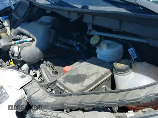 ✅ 2016 Ford Transit • VIN: 1FTYR2XMXGKB33232 • Lot: 42000325. Wystawiony na IAAI z przebiegiem 82 859 mil. Bezpłatny archiwum sprzedaży aukcyjnych z USA i szczegółowy raport historii pojazdu na DreamBid. Zdjęcie 18.