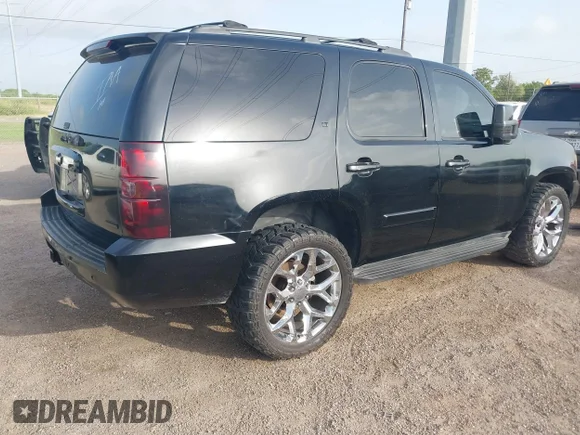✅ 2007 Chevrolet Tahoe LT • VIN: 1GNFK13017R381215 • Лот: 45471157. Опубликован ранее на IAAI с пробегом 239 104 миль. Бесплатный доступ к архиву аукционных продаж из США и подробный отчёт об истории автомобиля на DreamBid. Изображение 4.