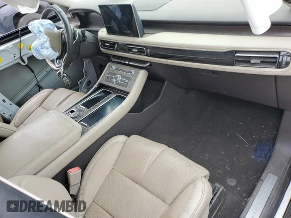 ✅ 2020 Lincoln Aviator Reserve • VIN: 5LM5J7XC6LGL29401 • Лот: 59980655. Опубліковано раніше на Copart з пробігом Не вказано. Безкоштовний доступ до архіву аукціонних продажів зі США та докладний звіт про історію автомобіля на DreamBid. Зображення 8.