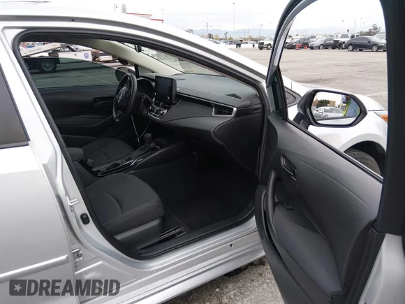 ✅ 2022 Toyota Corolla LE • VIN: 5YFEPMAEXNP352972 • Lot: 44032922. Listed on IAAI with 89,535 mi. Free auction sales archive from the USA and detailed vehicle history report at DreamBid. Image 5.