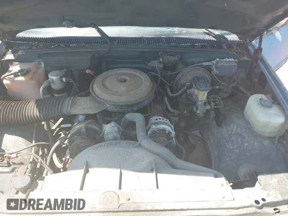 ✅ 1992 Chevrolet Silverado 1500 • VIN: 1GCDC14H6NZ173278 • Lot: 42797426. Wystawiony na IAAI z przebiegiem 163 383 mil. Bezpłatny archiwum sprzedaży aukcyjnych z USA i szczegółowy raport historii pojazdu na DreamBid. Zdjęcie 10.