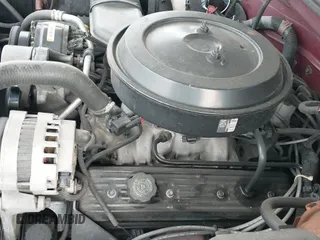 ✅ 1995 Chevrolet Silverado 1500 • VIN: 1GCEC19K9SE171102 • Lot: 41883173. Wystawiony na IAAI z przebiegiem 219 652 mil. Bezpłatny archiwum sprzedaży aukcyjnych z USA i szczegółowy raport historii pojazdu na DreamBid. Zdjęcie 13.