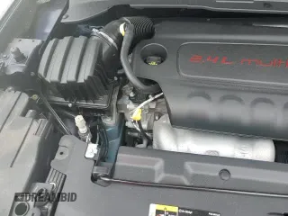 ✅ 2020 Jeep Compass Latitude • VIN: 3C4NJCBB1LT230415 • Lot: 84443075. Wystawiony na Copart z przebiegiem 41 109 mil. Bezpłatny archiwum sprzedaży aukcyjnych z USA i szczegółowy raport historii pojazdu na DreamBid. Zdjęcie 17.