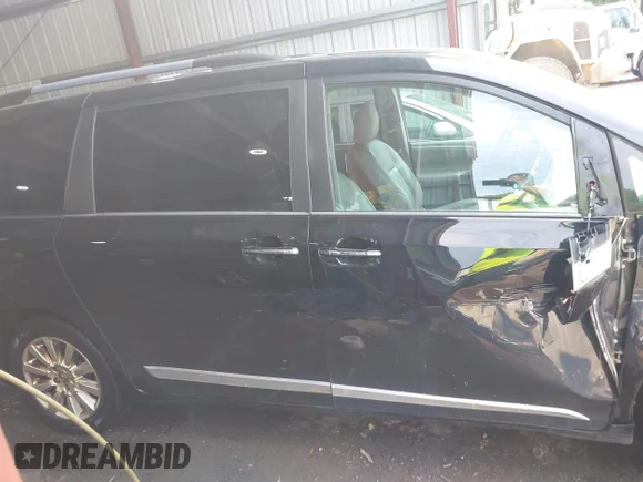 ✅ 2016 Toyota Sienna Limited Premium • VIN: 5TDDK3DC4GS135362 • Lot: 43299081. Listed on IAAI with 199,342 mi. Free auction sales archive from the USA and detailed vehicle history report at DreamBid. Image 13.