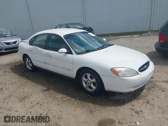 ✅ 2000 Ford Taurus SE • VIN: 1FAFP53U5YA221882 • Lot: 44758208. Listed on IAAI with 160,216 mi. Free auction sales archive from the USA and detailed vehicle history report at DreamBid. Image 1.