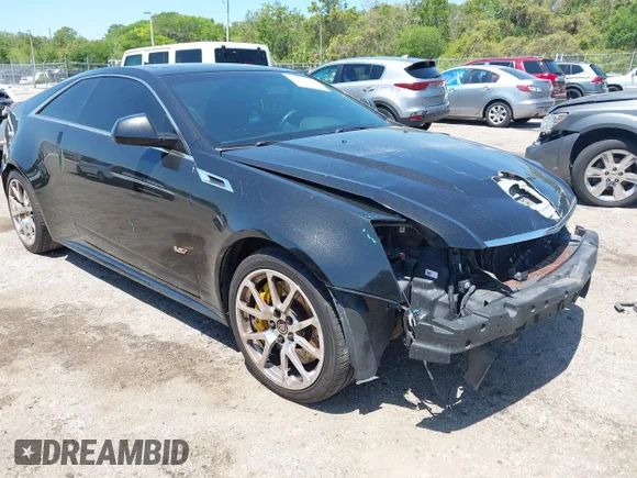 ✅ 2012 Cadillac CTS-V • VIN: 1G6DV1EPXC0128025 • Lot: 41969484. Wystawiony na IAAI z przebiegiem 92 490 mil. Bezpłatny archiwum sprzedaży aukcyjnych z USA i szczegółowy raport historii pojazdu na DreamBid. Zdjęcie 1.