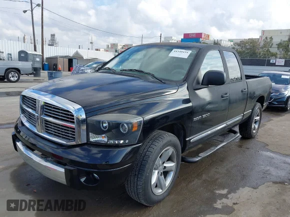 ✅ 2006 Dodge 1500 SLT • VIN: 1D7HA182X6S541717 • Lot: 44340434. Wystawiony na IAAI z przebiegiem 142 563 mil. Bezpłatny archiwum sprzedaży aukcyjnych z USA i szczegółowy raport historii pojazdu na DreamBid. Zdjęcie 2.