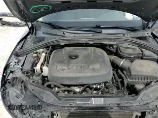 ✅ 2017 Volvo XC60 Dynamic • VIN: YV440MDRXH2225881 • Lot: 65732235. Wystawiony na Copart z przebiegiem 134 279 mil. Bezpłatny archiwum sprzedaży aukcyjnych z USA i szczegółowy raport historii pojazdu na DreamBid. Zdjęcie 15.