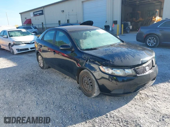 ✅ 2013 Kia Forte EX • VIN: KNAFU4A26D5713271 • Лот: 44599871. Опубліковано раніше на IAAI з пробігом 211 447 миль. Безкоштовний доступ до архіву аукціонних продажів зі США та докладний звіт про історію автомобіля на DreamBid. Зображення 1.