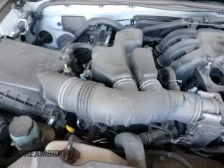 ✅ 2021 Toyota 4Runner SR5 • VIN: JTEMU5JR2M5878484 • Lot: 87188725. Wystawiony na Copart z przebiegiem 74 037 mil. Bezpłatny archiwum sprzedaży aukcyjnych z USA i szczegółowy raport historii pojazdu na DreamBid. Zdjęcie 14.