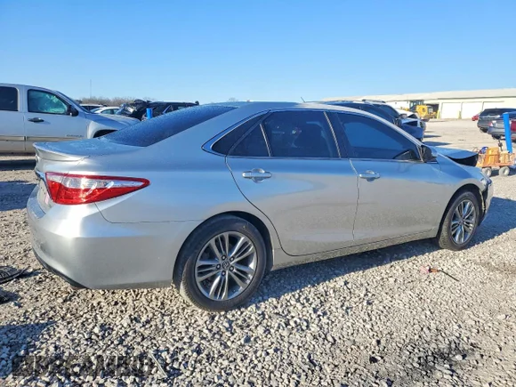 ✅ 2015 Toyota Camry SE • VIN: 4T1BF1FK1FU002200 • Lot: 73603795. Wystawiony na Copart z przebiegiem 187 504 mil. Bezpłatny archiwum sprzedaży aukcyjnych z USA i szczegółowy raport historii pojazdu na DreamBid. Zdjęcie 3.