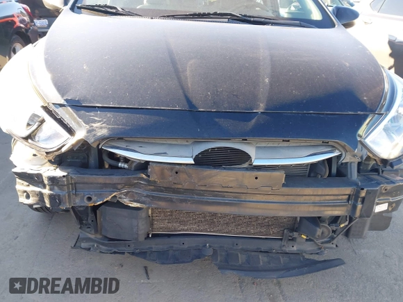 ✅ 2017 Hyundai Accent SE • VIN: KMHCT4AE7HU313312 • Lot: 43892018. Wystawiony na IAAI z przebiegiem 133 357 mil. Bezpłatny archiwum sprzedaży aukcyjnych z USA i szczegółowy raport historii pojazdu na DreamBid. Zdjęcie 6.