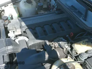 ✅ 1995 BMW 3 Series 325i • VIN: WBABJ632XSJD40243 • Lot: 41838410. Listed on IAAI with 199,909 mi. Free auction sales archive from the USA and detailed vehicle history report at DreamBid. Image 12.