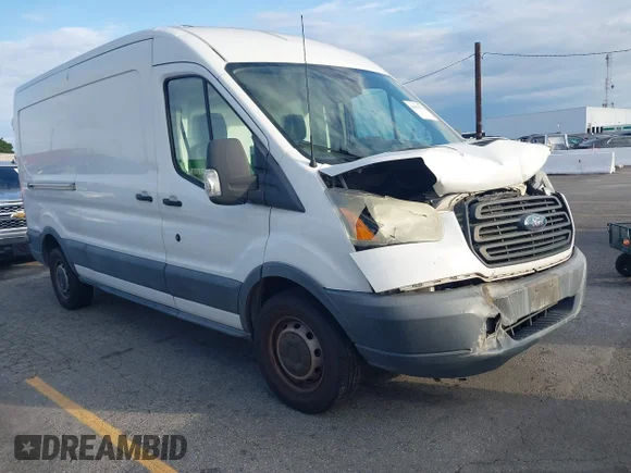 ✅ 2015 Ford Transit Cargo • VIN: 1FTSW2CG7FKA09223 • Lot: 44052974. Wystawiony na IAAI z przebiegiem 231 315 mil. Bezpłatny archiwum sprzedaży aukcyjnych z USA i szczegółowy raport historii pojazdu na DreamBid. Zdjęcie 1.