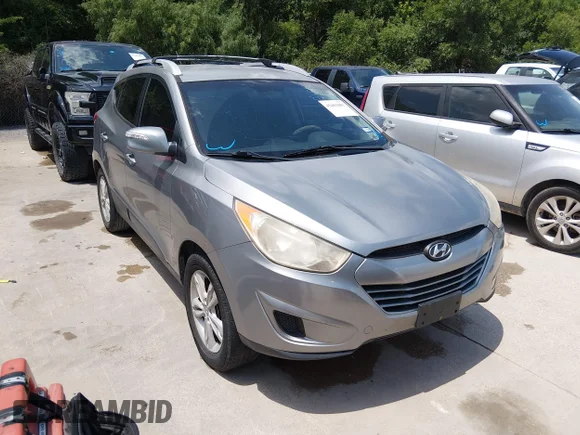 ✅ 2012 Hyundai Tucson Limited • VIN: KM8JU3AC5CU374762 • Лот: 45401881. Опубліковано раніше на IAAI з пробігом 261 297 миль. Безкоштовний доступ до архіву аукціонних продажів зі США та докладний звіт про історію автомобіля на DreamBid. Зображення 1.