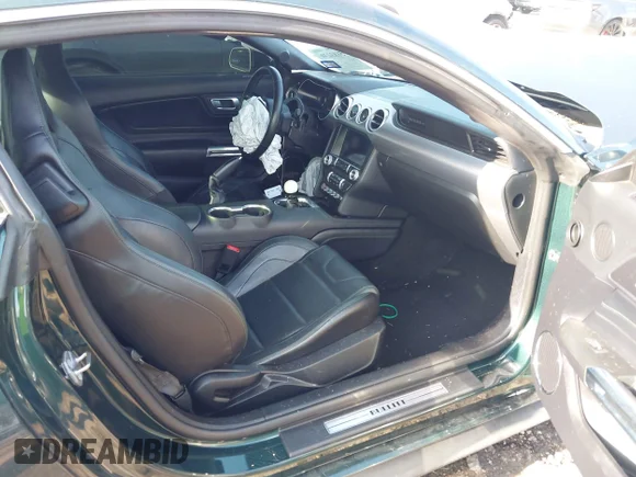 ✅ 2019 Ford Mustang Bullitt • VIN: 1FA6P8K0XK5504486 • Lot: 45183230. Wystawiony na IAAI z przebiegiem 86 949 mil. Bezpłatny archiwum sprzedaży aukcyjnych z USA i szczegółowy raport historii pojazdu na DreamBid. Zdjęcie 5.