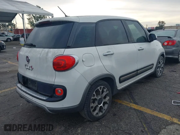 ✅ 2014 FIAT 500L Trekking • VIN: ZFBCFADH7EZ005784 • Лот: 44094293. Опубликован ранее на IAAI с пробегом 58 424 миль. Бесплатный доступ к архиву аукционных продаж из США и подробный отчёт об истории автомобиля на DreamBid. Изображение 4.