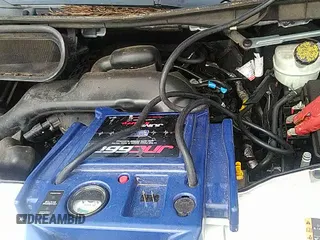 ✅ 2015 Ford Transit XL • VIN: 1FMZK1YM2FKA95295 • Lot: 43346734. Wystawiony na IAAI z przebiegiem 207 411 mil. Bezpłatny archiwum sprzedaży aukcyjnych z USA i szczegółowy raport historii pojazdu na DreamBid. Zdjęcie 19.