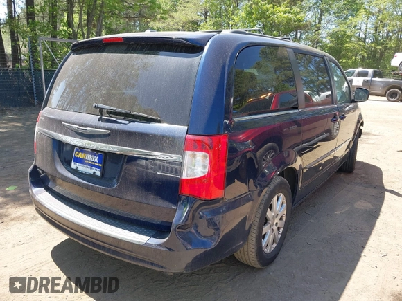 ✅ 2014 Chrysler Town & Country Touring • VIN: 2C4RC1BG8ER218523 • Lot: 44929607. Listed on IAAI with 193,055 mi. Free auction sales archive from the USA and detailed vehicle history report at DreamBid. Image 4.