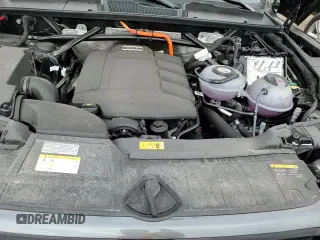 ✅ 2024 Audi Q5 S line Premium Plus • VIN: WA1E2AFY7R2125527 • Lot: 71188035. Listed on Copart with 9,002 mi. Free auction sales archive from the USA and detailed vehicle history report at DreamBid. Image 13.