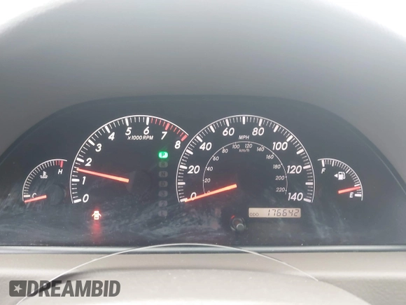 ✅ 2005 Toyota Camry LE • VIN: 4T1BE30K55U077777 • Lot: 44421111. Wystawiony na IAAI z przebiegiem 176 642 mil. Bezpłatny archiwum sprzedaży aukcyjnych z USA i szczegółowy raport historii pojazdu na DreamBid. Zdjęcie 7.