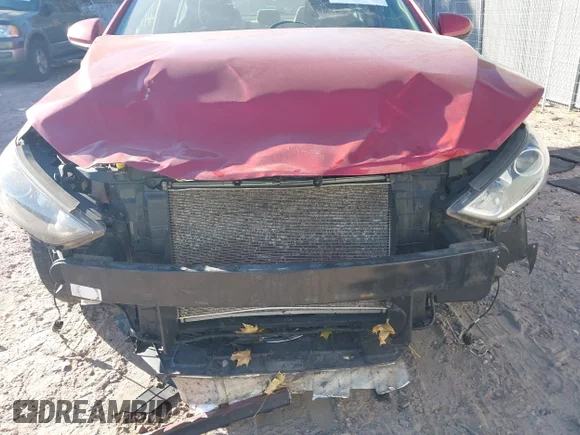 ✅ 2017 Hyundai Elantra Limited • VIN: 5NPD84LF8HH157436 • Lot: 43698449. Listed on IAAI with 144,767 mi. Free auction sales archive from the USA and detailed vehicle history report at DreamBid. Image 6.