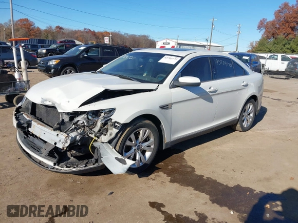 ✅ 2010 Ford Taurus SEL • VIN: 1FAHP2EW0AG119026 • Lot: 43705772. Wystawiony na IAAI z przebiegiem 125 441 mil. Bezpłatny archiwum sprzedaży aukcyjnych z USA i szczegółowy raport historii pojazdu na DreamBid. Zdjęcie 2.