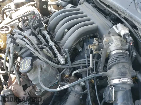 ✅ 2002 Ford Taurus SE Standard • VIN: 1FAFP58U62A180257 • Лот: 42299865. Опубліковано раніше на IAAI з пробігом 156 410 миль. Безкоштовний доступ до архіву аукціонних продажів зі США та докладний звіт про історію автомобіля на DreamBid. Зображення 19.